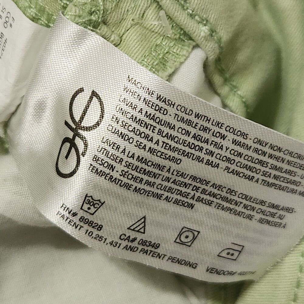 Gloria Vanderbilt Capri Size 12 Green Stretch With Pockets. New - Picture 15 of 16